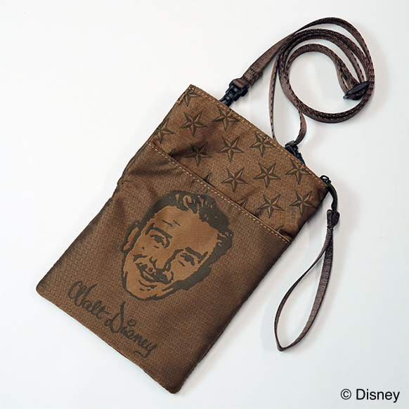 【Disney THE MARKET限定】ウォルト　ワンポイントサコッシュ